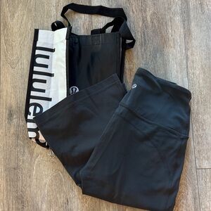 Like new Lululemon dark gray groove legging